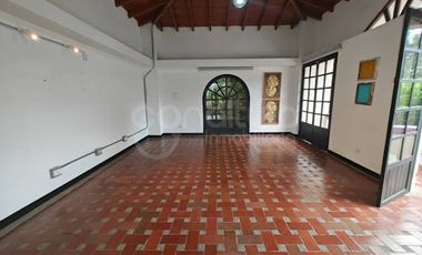 ARRIENDO de CASAS en ENVIGADO