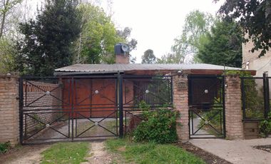 Casa en venta - 2 Dormitorios 1 Baño - Local - Departamento - 895Mts2 - Guernica