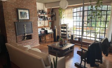 Bar y casa de coleccionista en venta en el bajo de San Isidro acepta depto menor valor en parte