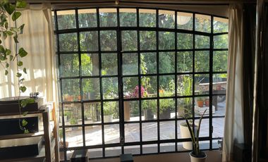 Bar y casa de coleccionista en venta en el bajo de San Isidro acepta depto menor valor en parte