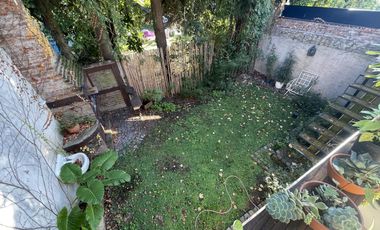 Bar y casa de coleccionista en venta en el bajo de San Isidro acepta depto menor valor en parte