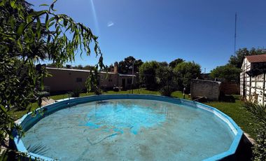 Casa en venta - 2 Dormitorios 1 Baño - Saladillo