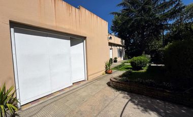 Casa en venta - 2 Dormitorios 1 Baño - Saladillo