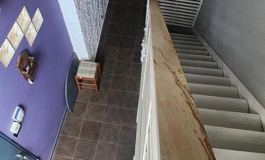 Casa en  calle Candiotti, Acceso a Parana