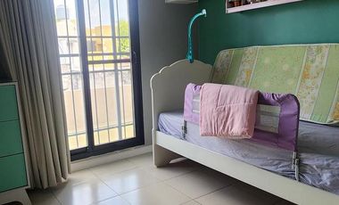 Casa en  calle Candiotti, Acceso a Parana