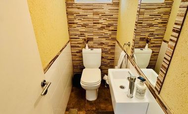 Hermosa Casa Moderna, Refaccionada en Olivos