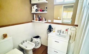 Hermosa Casa Moderna, Refaccionada en Olivos