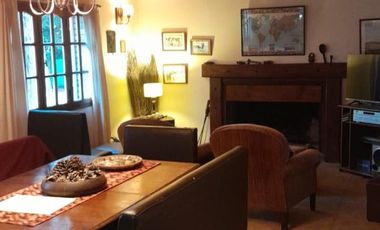 Casa quinta en venta - 4 Dormitorios 3 Baños - Coronel Brandsen