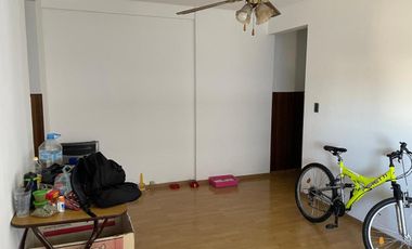 Departamento en venta - 2 Dormitorios 1 Baño - 55Mts2 - Lomas de Zamora