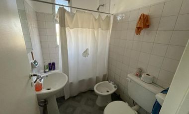 Departamento en venta - 2 Dormitorios 1 Baño - 55Mts2 - Lomas de Zamora