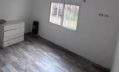 Departamento en venta - 2 Dormitorios 1 Baño - Cochera - 240Mts2 - Campana