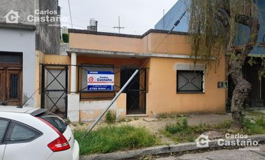 Casa Ideal Refaccionar, Cerca de Estación de Ferrocarril, 3 Amb.