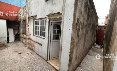 Casa Ideal Refaccionar, Cerca de Estación de Ferrocarril, 3 Amb.