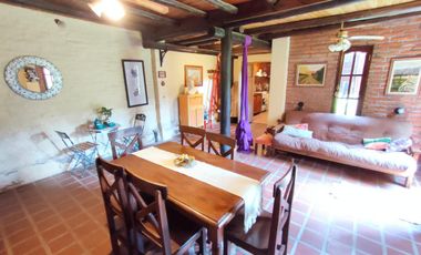 Casa de 3 dormitorios en VENTA en barrio privado a 7 cuadras de Barrio Norte, SMT