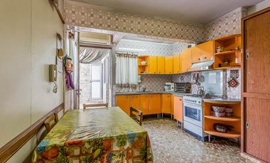 Casa · 5 Ambientes · Cochera · Local · Gral. Eugenio Garzon