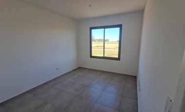 Casa en venta - 3 Dormitorios 2 Baños - Pinamar