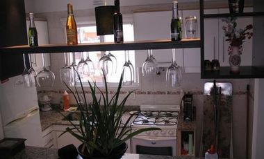 Departamento 2 amb en Villa Urquiza con balcón, parrilla y laundry