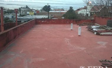 Venta de Casa con cochera cubierta en Quilmes Oeste