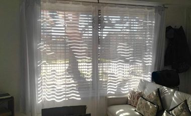 Casa en venta - 2 Dormitorios 1 Baño - 220Mts2 - Cochera - 220Mts2 - Quilmes Oeste