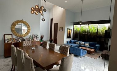 Casa en Venta de Una Planta de 3 Habitaciones