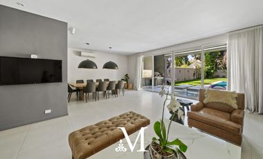 Casa Vicente lopez , moderna,pileta, sobre terreno de 45 mts, a 2 cuadras de av Libertador.