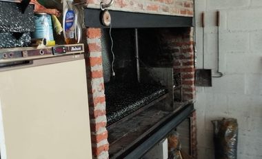 Casa en  venta de 5 amb Apto Credito