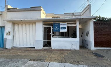 Casa en  venta de 5 amb Apto Credito