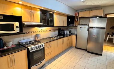 Hermosa casa de 4 dormitorios en excelente estado en Parque Guillermina, SMT