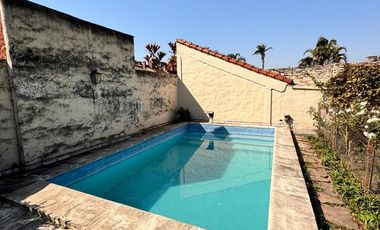 Hermosa casa de 4 dormitorios en excelente estado en Parque Guillermina, SMT