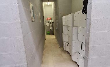 Impecable galpón en Burzaco ideal rubro alimenticio