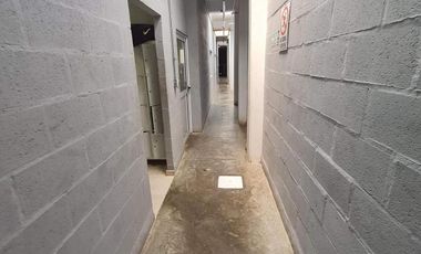 Impecable galpón en Burzaco ideal rubro alimenticio