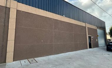 Impecable galpón en Burzaco ideal rubro alimenticio