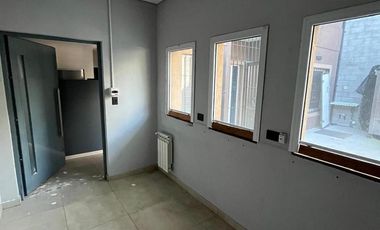 Impecable galpón en Burzaco ideal rubro alimenticio