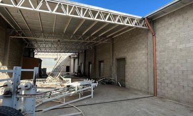 Impecable galpón en Burzaco ideal rubro alimenticio