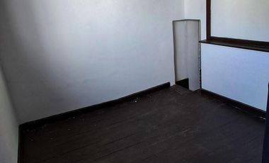 Casa en Av. Corrientes C/Roque Perez