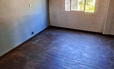 Casa en Av. Corrientes C/Roque Perez