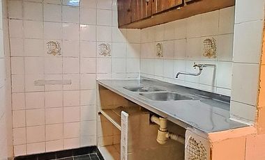 Casa en Av. Corrientes C/Roque Perez