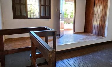 Casa en Av. Corrientes C/Roque Perez