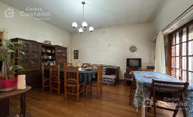 Casa 6 Amb C/ Patio y Terraza en Florida M