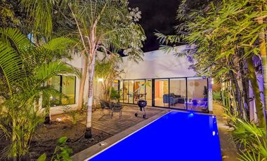 CASA EN RENTA MERIDA, CONKAL, PRIVADA CANARIA, EQUIPADA, 1 PLANTA.