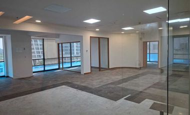 Renta Oficina corporativa en Santa Fe con Helipuerto