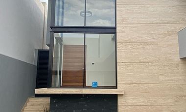 CASA EN VENTA EN FRACC. PEDREGAL 1