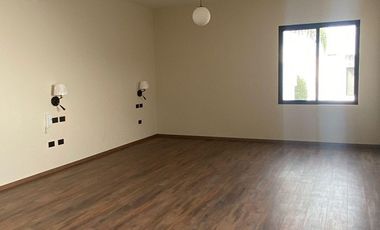 CASA EN VENTA EN FRACC. PEDREGAL 1