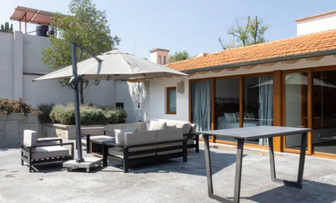 Casa en venta de lujo, arquitectura icónica y lujo contemporáneo en San Angel