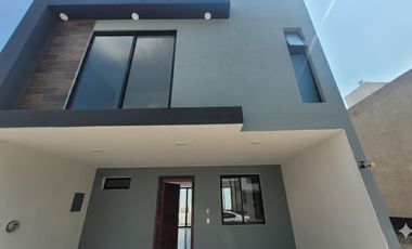 Casa en venta en Parque Sansara, Zimalta, Tlaquepaque, Jalisco