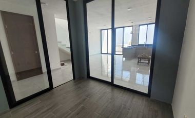 Casa en Parque Sansara, Zimalta 2 recámaras, estudio y terraza con jardín