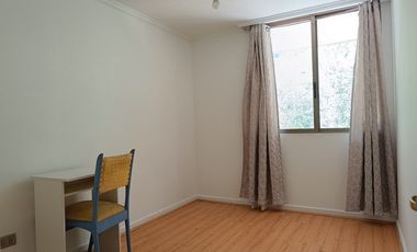 WARREN SMITH, APOQUINDO, METRO MANQUEHUE