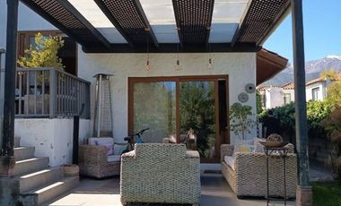 VITAL APOQUINDO, QUEBRADA ONDA, LOS DOMINICOS, CASA ARRIENDO