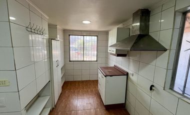 LO MARCOLETA//LO OVALLE