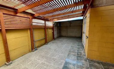 LO MARCOLETA//LO OVALLE